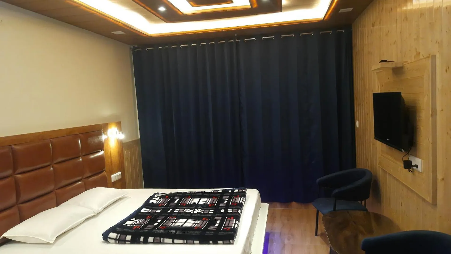 Aagaman Woods Homestay Shimla Hindistan